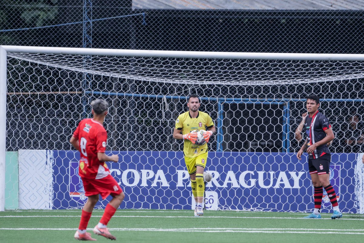 CopaParaguayAPF's tweet photo. ⏱️ Inicia el segundo tiempo.

➡️ #3DeFebreroRB 0
➡️ #Limpeño 0

🏟 Ricardo Gregor.

🗓 Fase 1 - Semana 4.

📺 @TigoSportsPY 

#CopaParaguayAPF🇵🇾 
#LaCopaDeTodos🏆 https://t.co/rXkpaQ1cE0