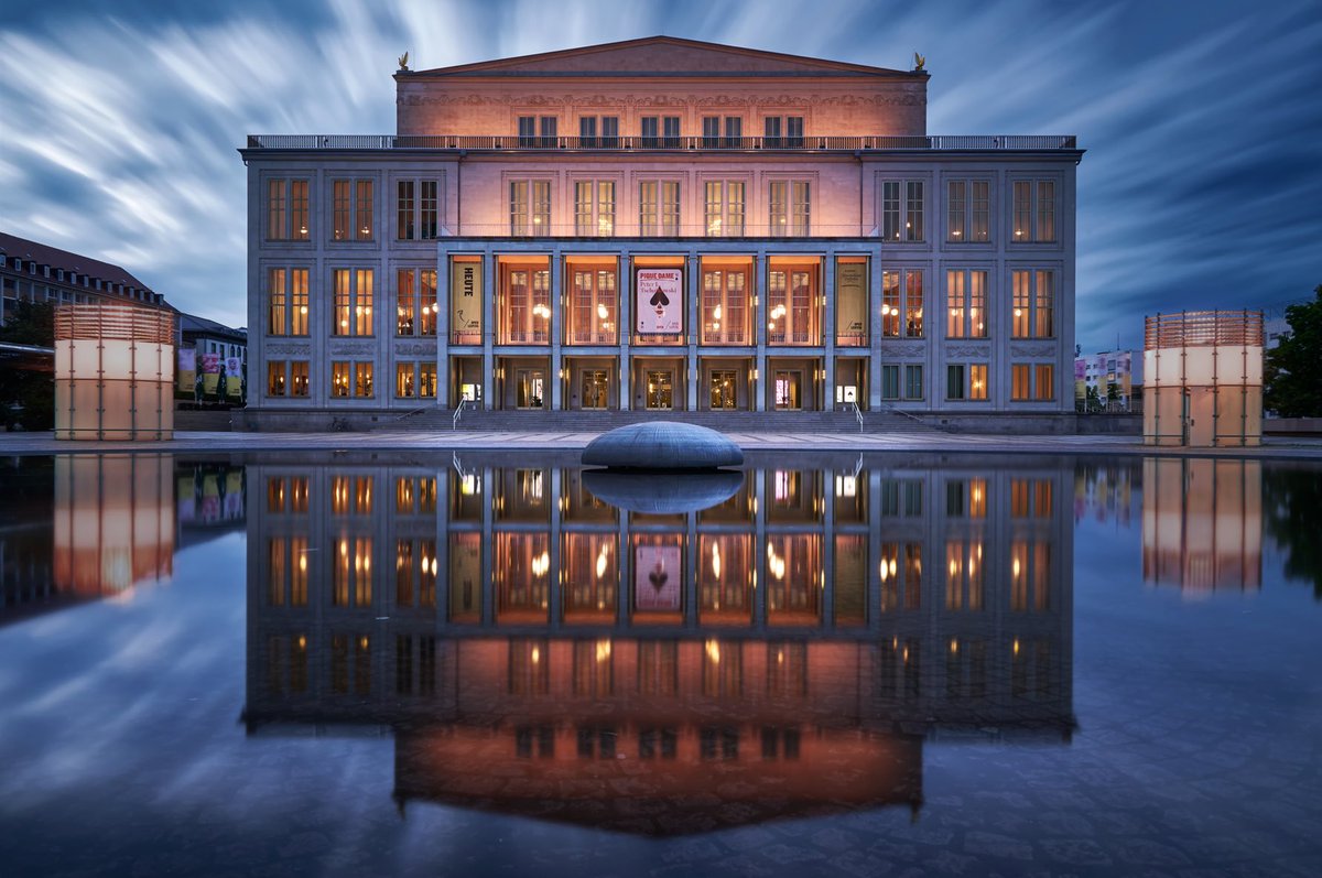 Opera in Leipzig/Germany

#AffinityPhoto #madeinaffinity #affinitybyserif #affinityphoto #affinityphoto2 #leipzig