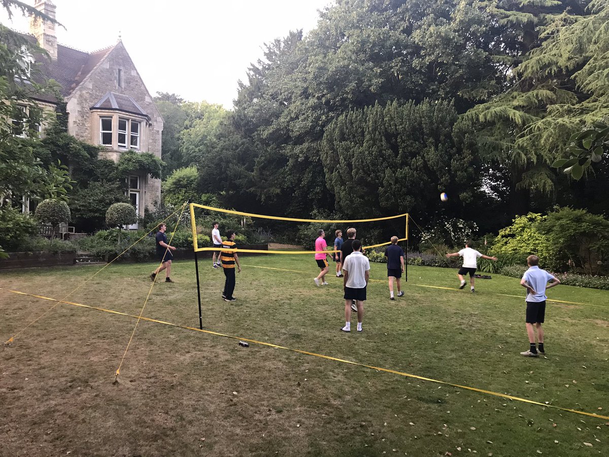 In yet another radical departure, we took the toasties al fresco this evening! Highfield Value: COMMUNITY #UppinghamHighfield #UppinghamBoarding