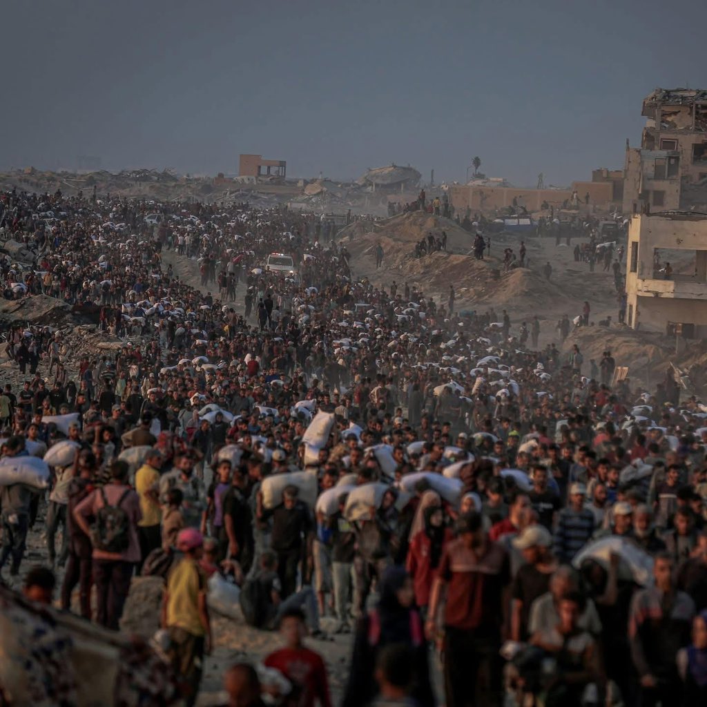 لا طابت لنا الحياة وهم يتألمون ويحوعون ويقهرون 😥
اللهم غزة وأهلها