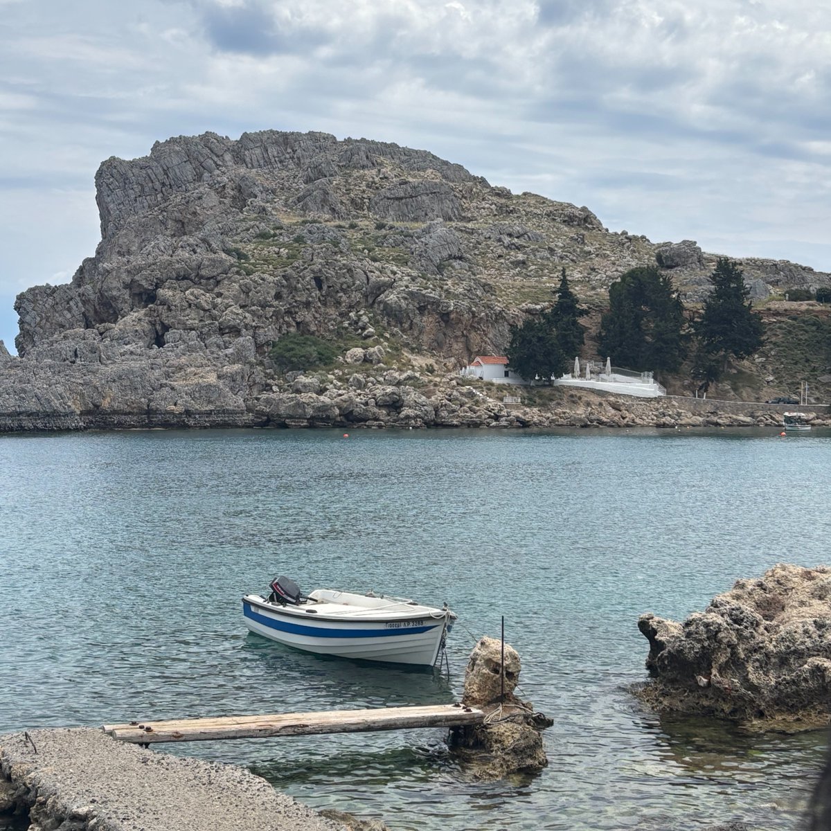 Tulane Law students are spending part of their summer in Rhodes, Greece, an island known for its ancient sea codes and rich legal history.

It’s the perfect setting for students studying maritime law, blending immersive coursework with stunning surroundings. #MyTulaneLawSummer