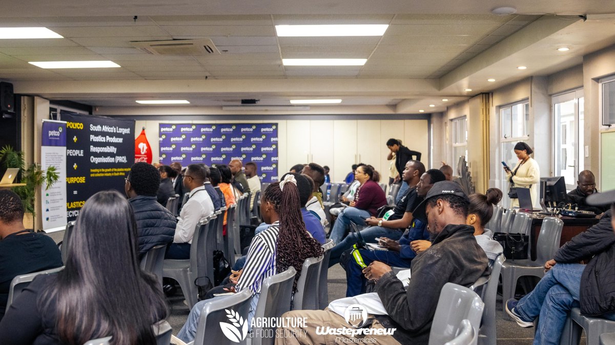 GYI_SA's tweet photo. @cocacolaza @polyco_sa @dstigovza @transnet_soc @standardbanksa  @playyourpartsa @brandsouthafrica

#GYI2025 #GYI10years #CCBSA #Sustainability #GreenYouthIndaba #YouthInAction https://t.co/QrHRI1grFU