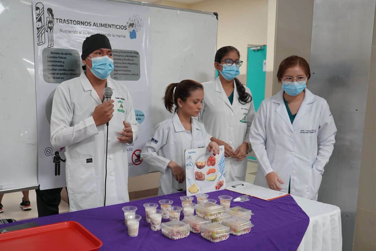 HGMonteSinai's tweet photo. #ElNuevoEcuador | Personal de Nutrición informa sobre los principales trastornos alimentarios que afectan la salud física y mental. 

➡️Anorexia
➡️Bulimia 
➡️Trastorno alimentario compulsivo

Son enfermedades graves que sin tratamiento adecuado pueden causar la muerte. https://t.co/suYV1UBYeM