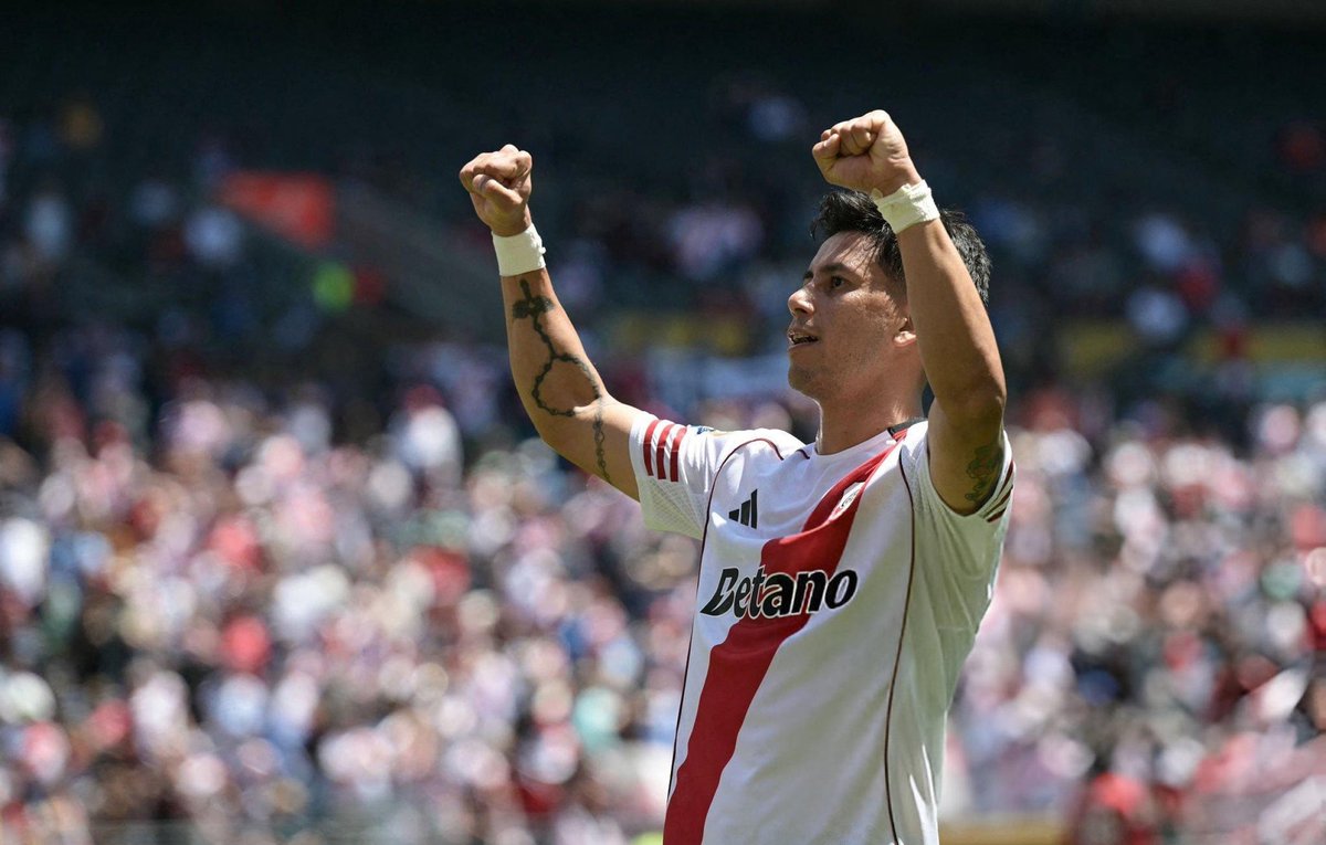thesports_feed's tweet photo. Maxi Mezaaaaa 🔥🔥🔥🔥
#FIFACWC #TakeItToTheWorld #FFCBVB #RiverMundial #FIFAClubWorldCup #RIVURD #UrawaRedDiamonds #urawareds https://t.co/wm8lpgKz4b