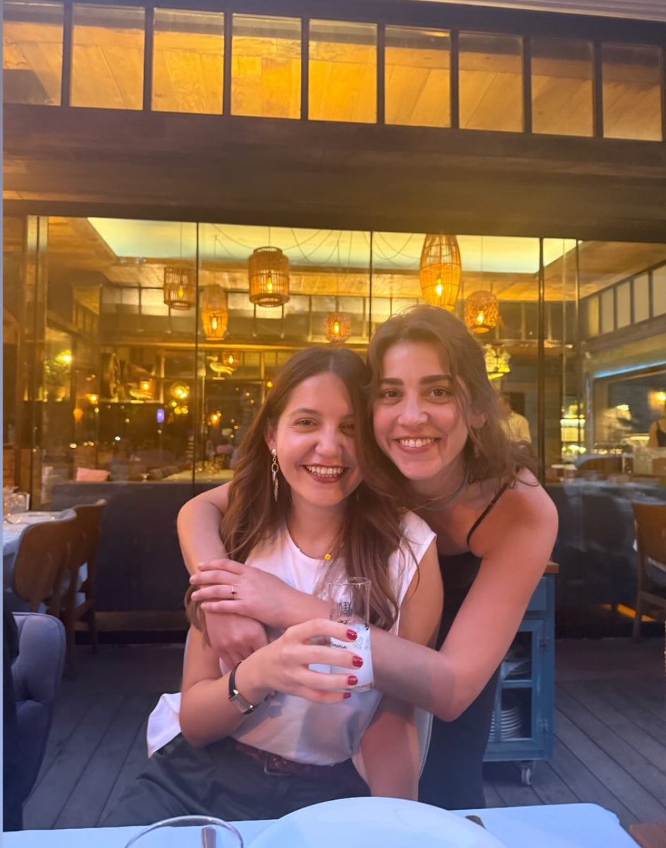 nilsudeofficial's tweet photo. Alara Cakmacı’nın paylaşımından Sude 💙

#NilSudeAlbayrak https://t.co/cjepI0xh5U