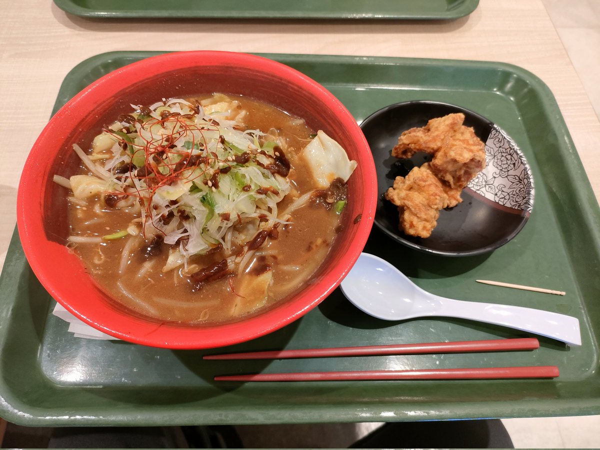 montaryota's tweet photo. フィリピンに　先週出張　今愛知

出張続きでーす🐸
手当より土産代がオーバーしちゃう〜😅
食事写真ばかり〜💦
#川柳　#朝活　#朝散歩　#ウォーキング　　#筋トレ　#ダイエット　#出張 https://t.co/7nw6alkgNk
