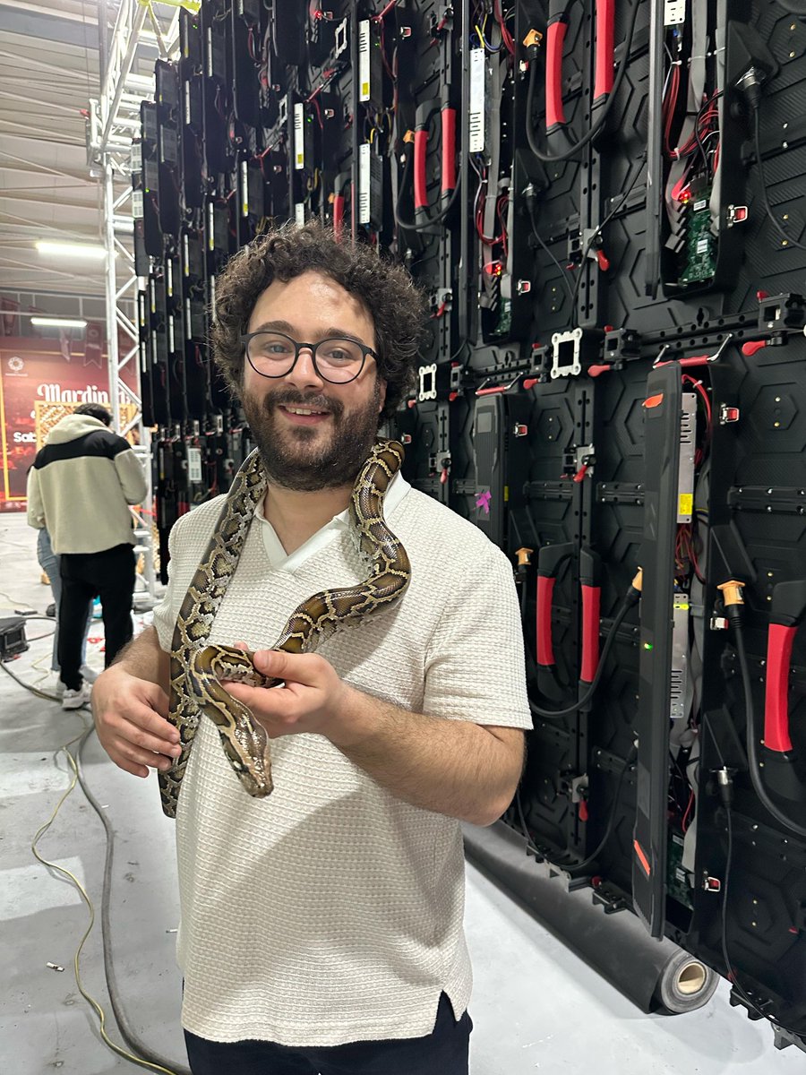 Canım benım canım oğlum Biz senden razıydık Allah senden razı olsun mekanın cennet olsun