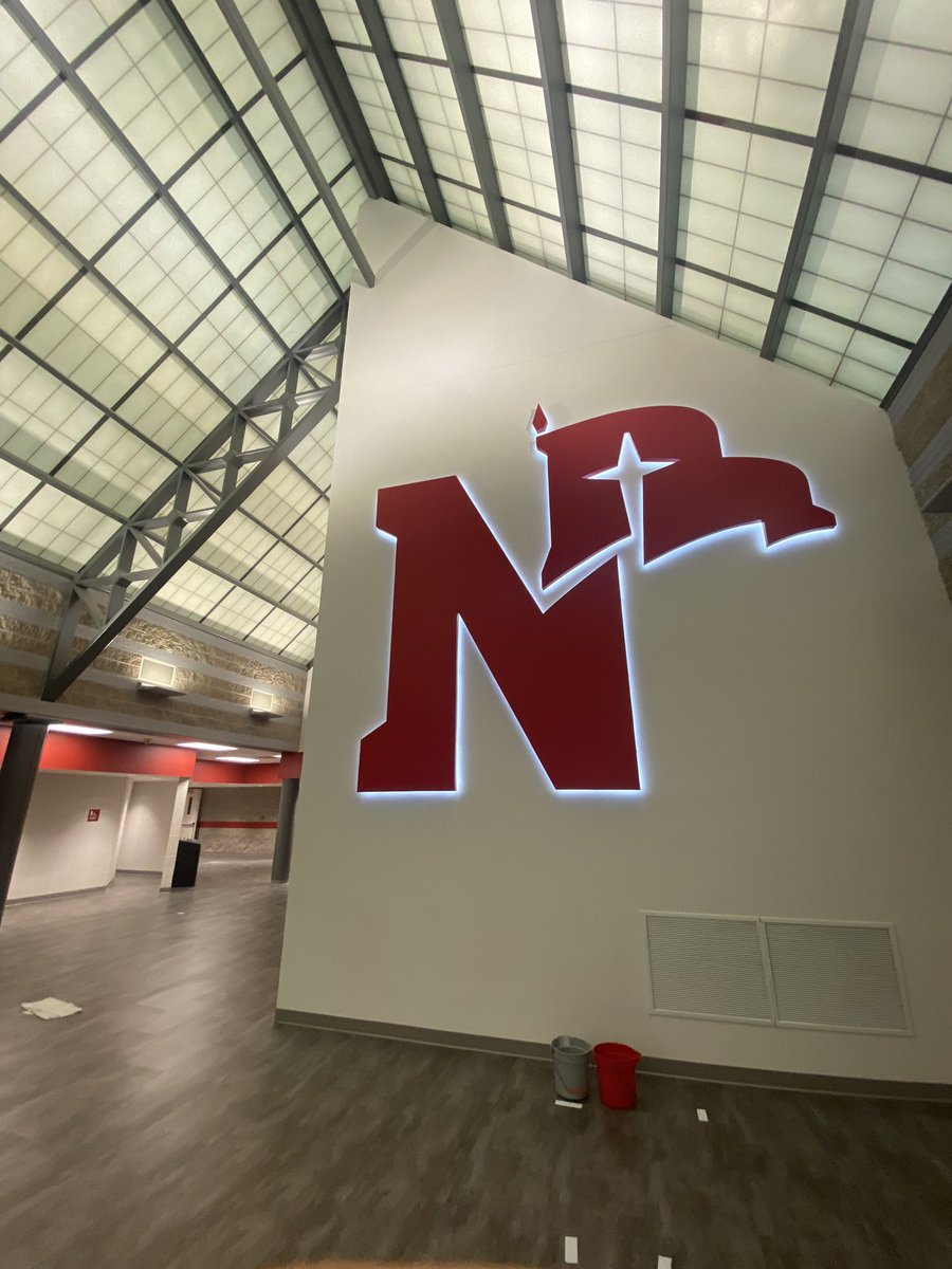 OAnderson76795's tweet image. Thank you @Gregwill_74 for the visit at @nwcraiders had a great time in Orange City!!! @CrespiAthletics @mikemadd6 @vcstar @CoachVonnahme