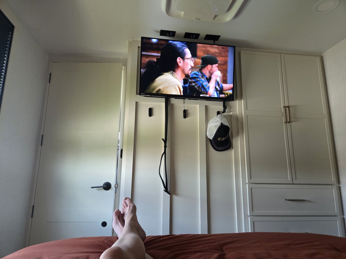 MrsMordt's tweet photo. Getting in some chill time while hubs works.
#fulltimervlife https://t.co/mNVIMfhxiS