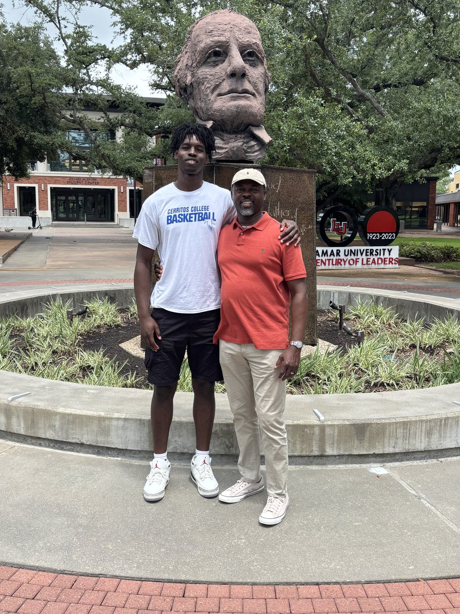 Spencer on his official visit to Lamar University