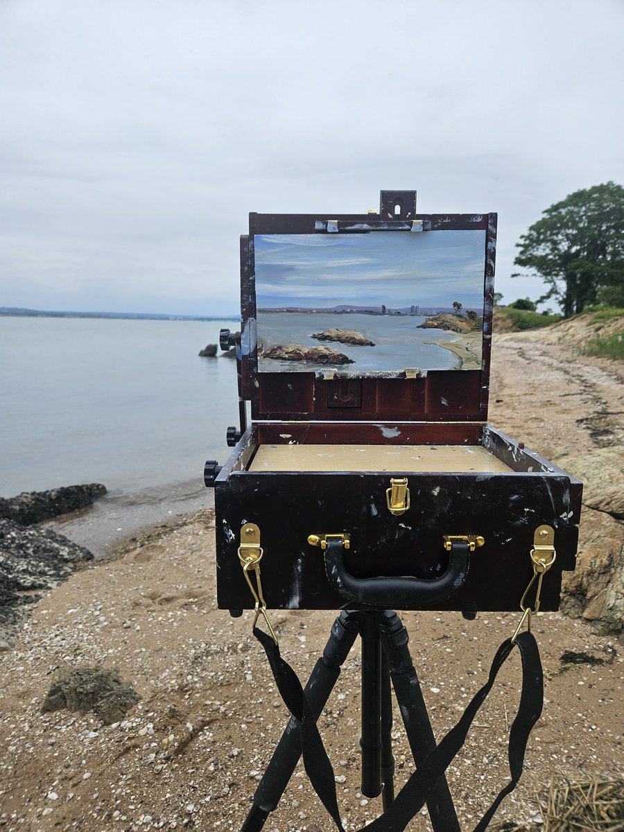 En plein air oil sketch from Lighthouse Point Park overlooking New Haven harbor towards New Haven CT #oiloncanvas
