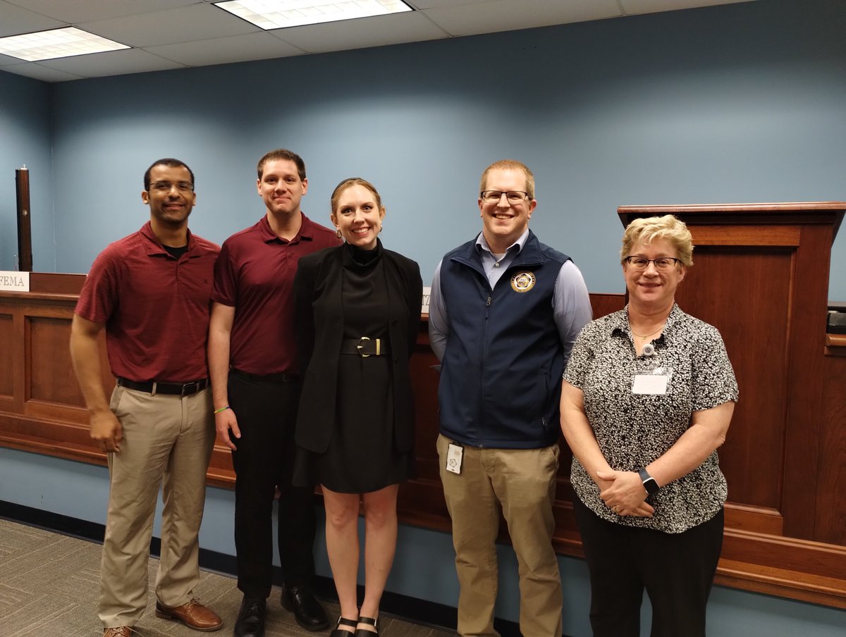 NYSWRCC's tweet image. Last week SWRCC Staff presented on weather basics and protective actions for the @OswegoCountyEMO & @OswegoHealthDpt “Cloudy Skies, Clear Messages: Effective Communication on Weather-Related Risks for Community Leaders” workshop. We love providing resources for our partners!