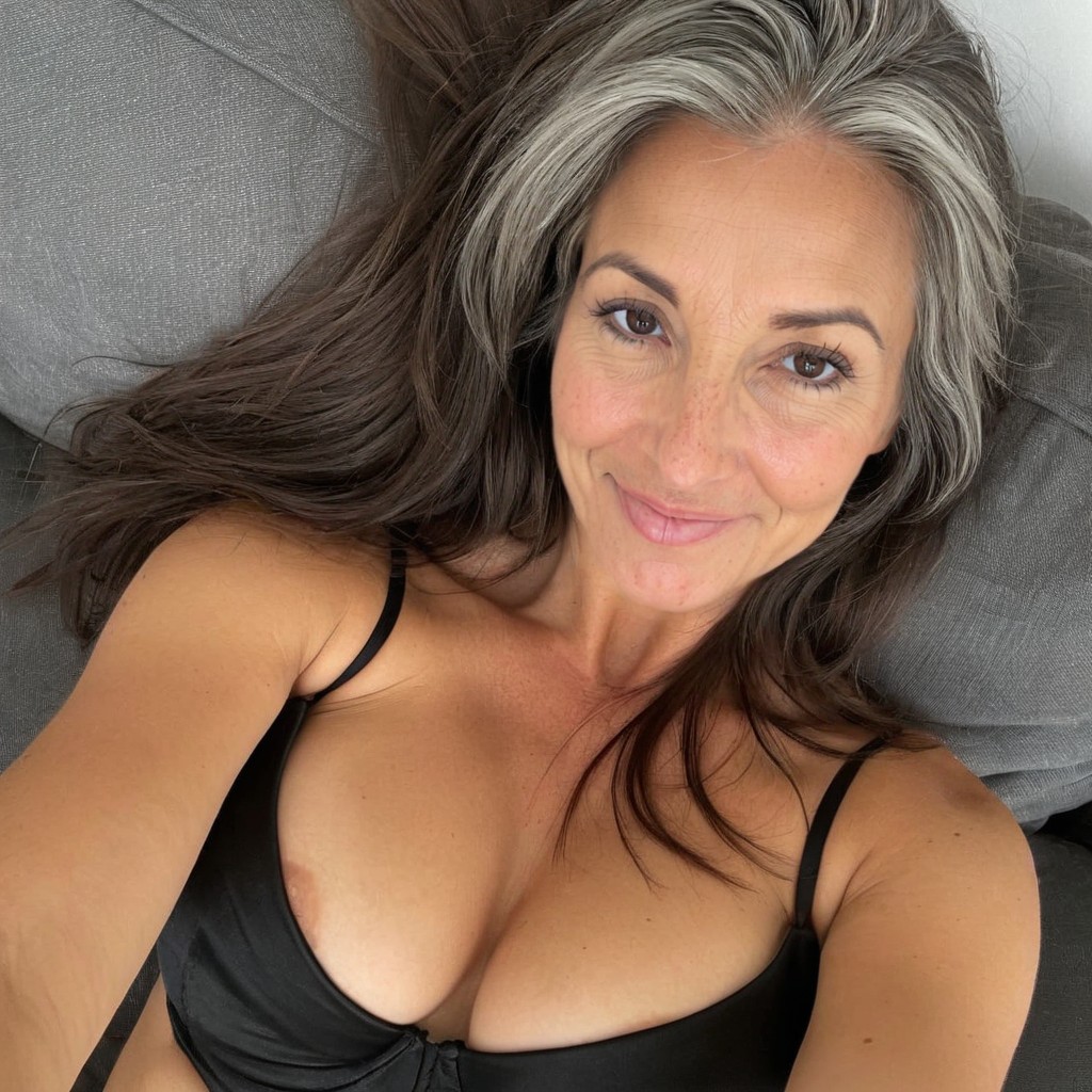 Christine Blake tweet media