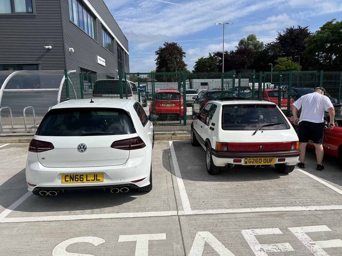 Steve Ackroyd tweet media