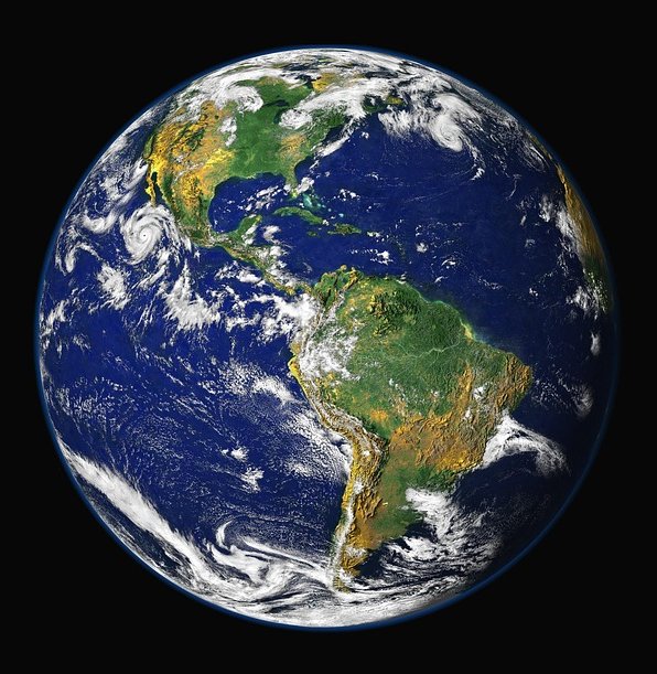 republiqueBRA's tweet photo. 🌎 🇮🇷 TV estatal do Irã diz que "hoje à noite, uma grande surpresa acontecerá, uma que o mundo lembrará por séculos." https://t.co/CZx5DXdWgd