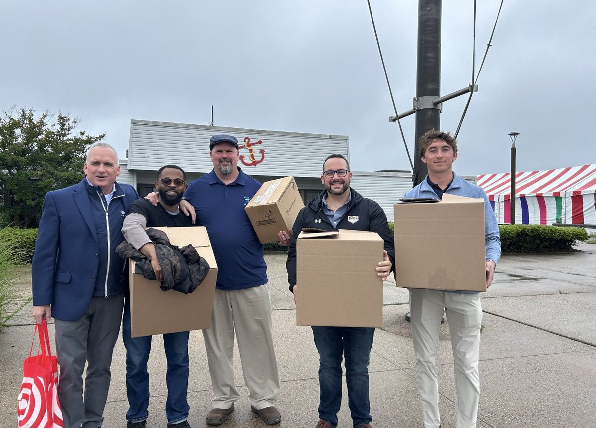 Chris R. Vaccaro (@chrisvaccaro) on Twitter photo Our <a href="/ArkTCI/">Ark Technology Consultants</a> team helped deliver summer supplies for the incredible kids at Camp Anchor in Lido Beach. We hope these donations help the staff and kids feel supported, prepared, and ready for a fun-filled summer. #ArkCares #LongIsland Our <a href="/ArkTCI/">Ark Technology Consultants</a> team helped deliver summer supplies for the incredible kids at Camp Anchor in Lido Beach. We hope these donations help the staff and kids feel supported, prepared, and ready for a fun-filled summer. #ArkCares #LongIsland