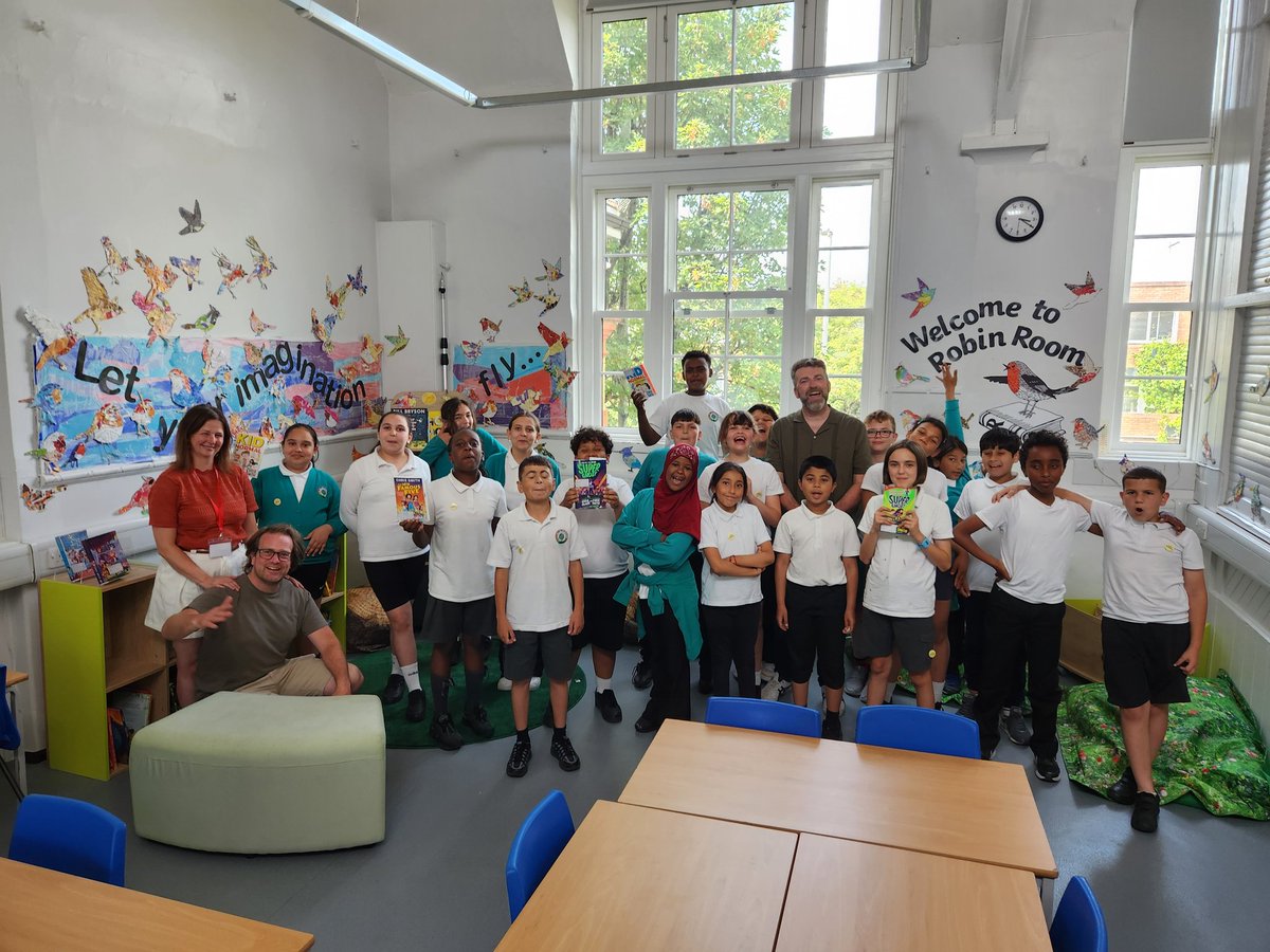 Thank you to author Chris Smith for inspiring &amp; delighting our children today. Thank you too to the National Literacy Trust &amp; Nick &amp; Rachel, founders of Robin's Reading Rooms, for the support and kindness you have shown our school <a href="/Literacy_Trust/">National Literacy Trust</a> <a href="/itschrissmith/">Chris Smith</a>