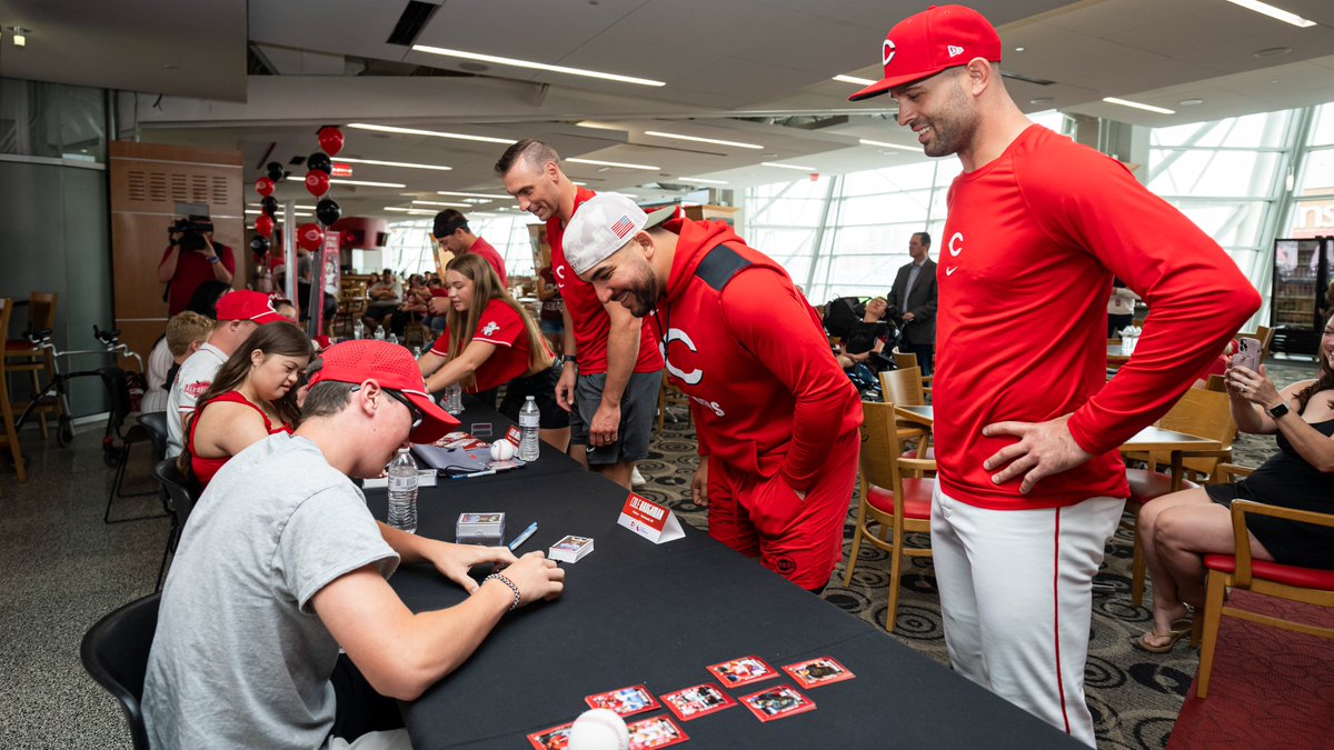 Cincinnati Reds tweet media