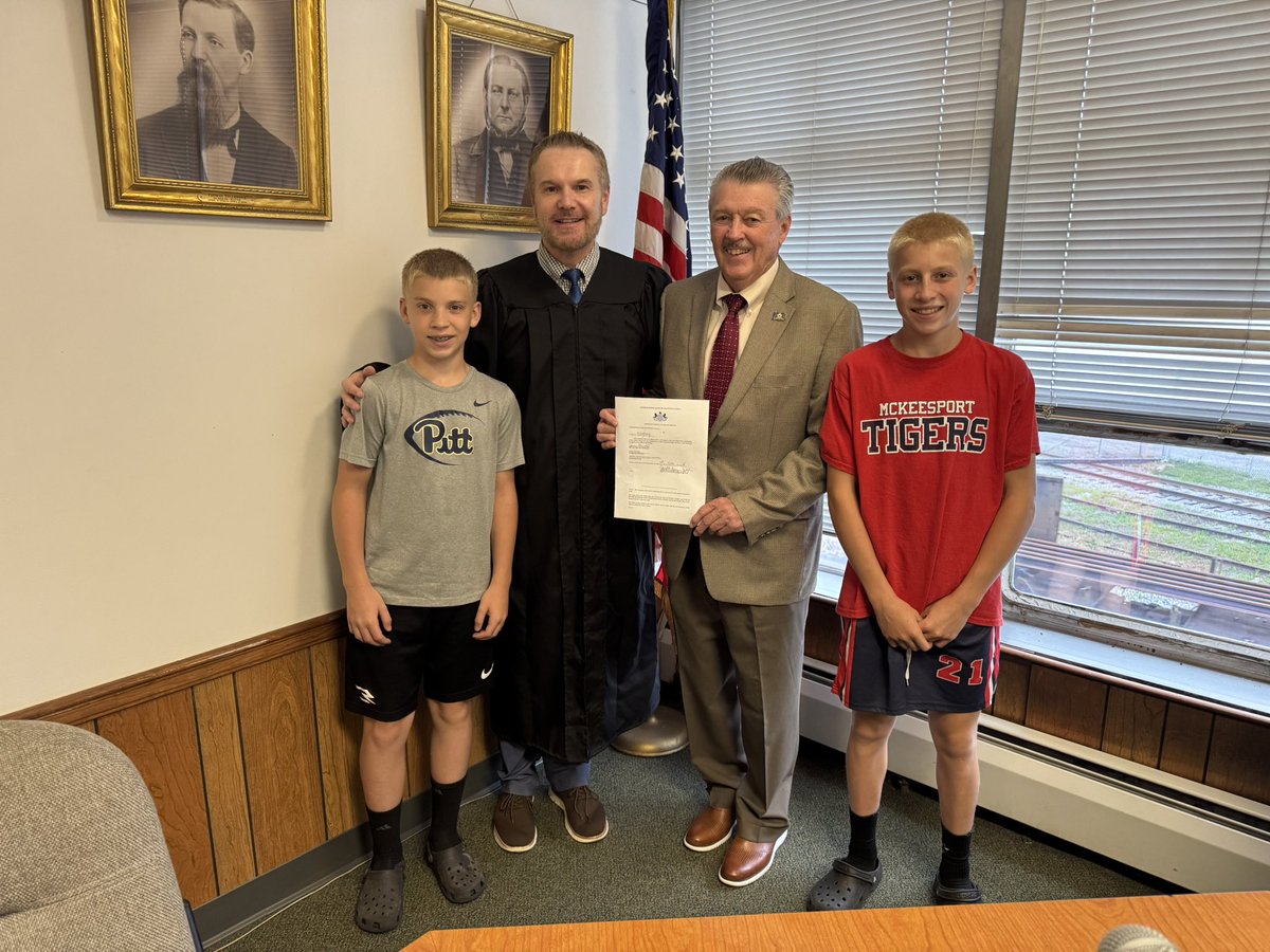 Honored to be sworn in today as a member of the PA Liquor Control Board by my longtime friend and Allegheny County Court of Common PleasJudge David Spurgeon.

I’m grateful to Governor Shapiro for the nomination and to the Pennsylvania Senate for their unanimous confirmation.