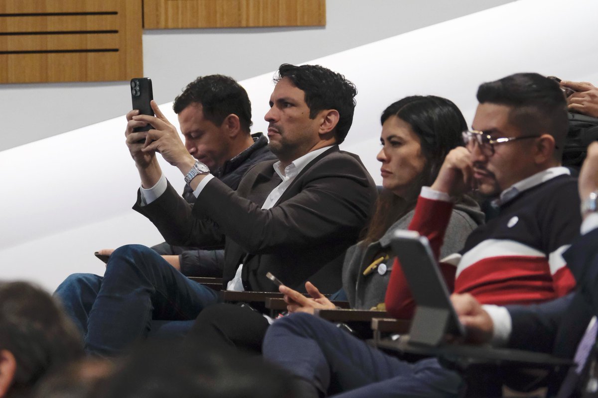 @ComisionCREG (@comisioncreg) on Twitter photo 💬✨¡#Hoy la #Geotermia en el centro de la conversación!
En el Foro de Geotermia Colombia “Del potencial a la acción”, organizado por <a href="/UExternado/">U.Externado</a>, la experta comisionada <a href="/fannyguerrero26/">Fanny Guerrero</a> participó en panel Política Pública, Regulación y Fomento de la Geotermia, donde expusimos 💬✨¡#Hoy la #Geotermia en el centro de la conversación!
En el Foro de Geotermia Colombia “Del potencial a la acción”, organizado por <a href="/UExternado/">U.Externado</a>, la experta comisionada <a href="/fannyguerrero26/">Fanny Guerrero</a> participó en panel Política Pública, Regulación y Fomento de la Geotermia, donde expusimos