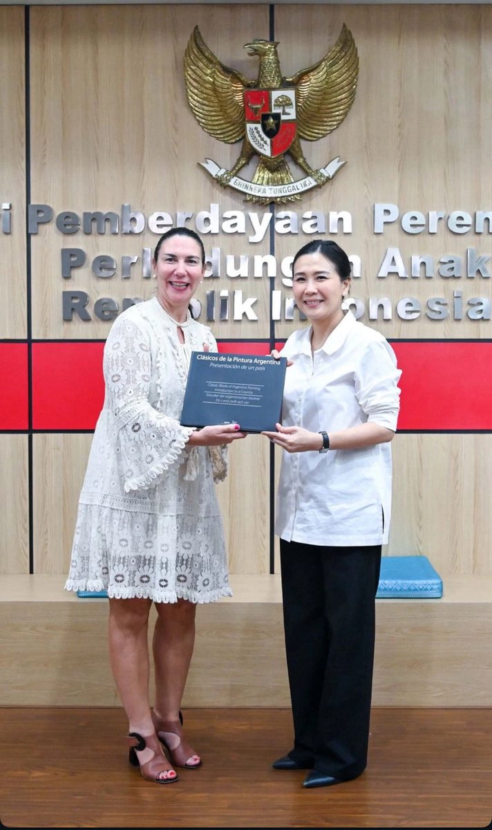 Intercambios con la Viceministra de Empoderamiento de Mujeres y Protección de Niños Veronica Tan en un País con más de 270 millones de Habitantes Indonesia 🇮🇩
