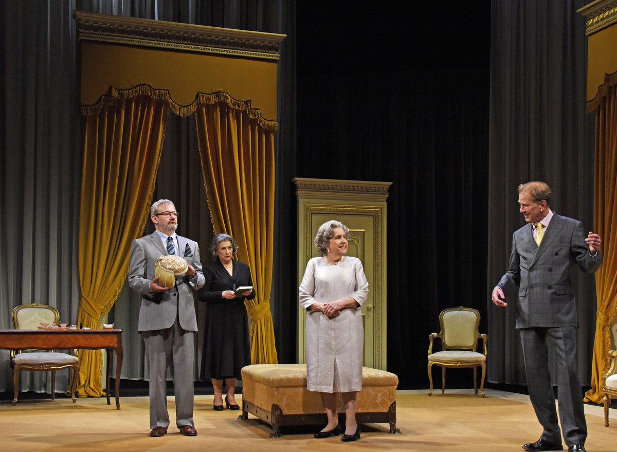 johnoldham🎙 (@john_chelt) on Twitter photo Loved 'By Royal Appointment'
<a href="/Everymanchelt/">Everyman Theatre</a>
Great way to show late Queen through fashion. Wonderful cast too Loved 'By Royal Appointment'
<a href="/Everymanchelt/">Everyman Theatre</a>
Great way to show late Queen through fashion. Wonderful cast too