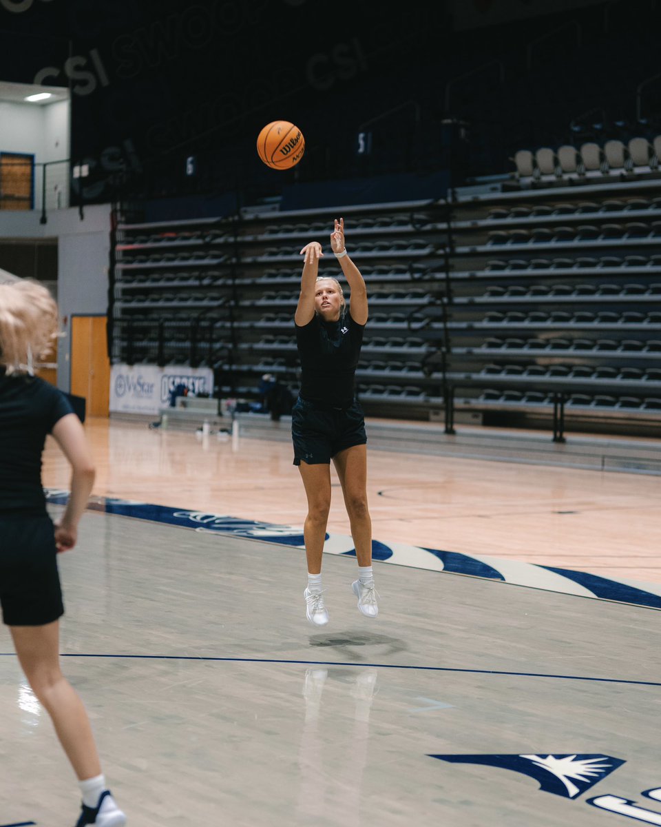 Another day of work 😤

#SWOOP