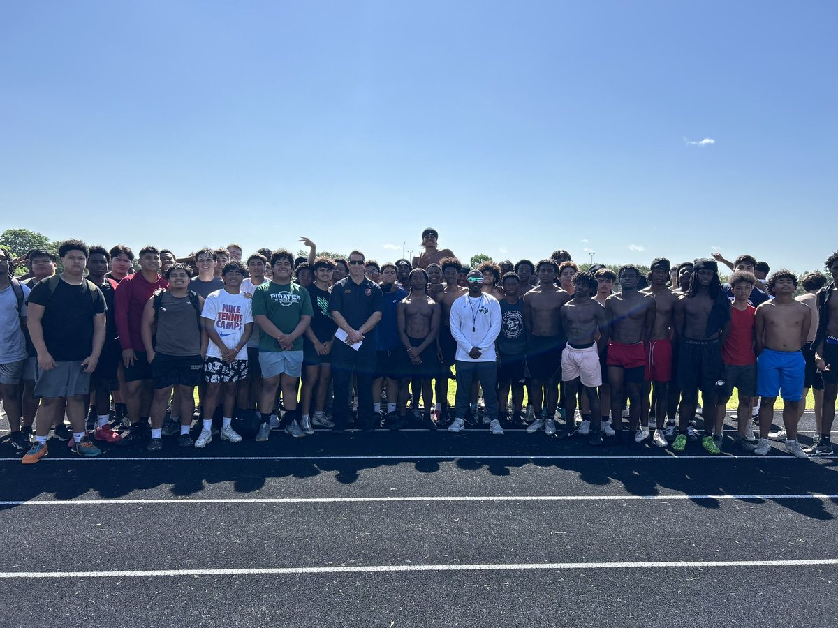 Had an inspiring visit from Captain Travis Block of Mesquite Fire Dept today. He shared lessons on fire safety, leadership, and serving with responsibility and teamwork — just like we do on the field. #DeepWaters #TreasureTheGame