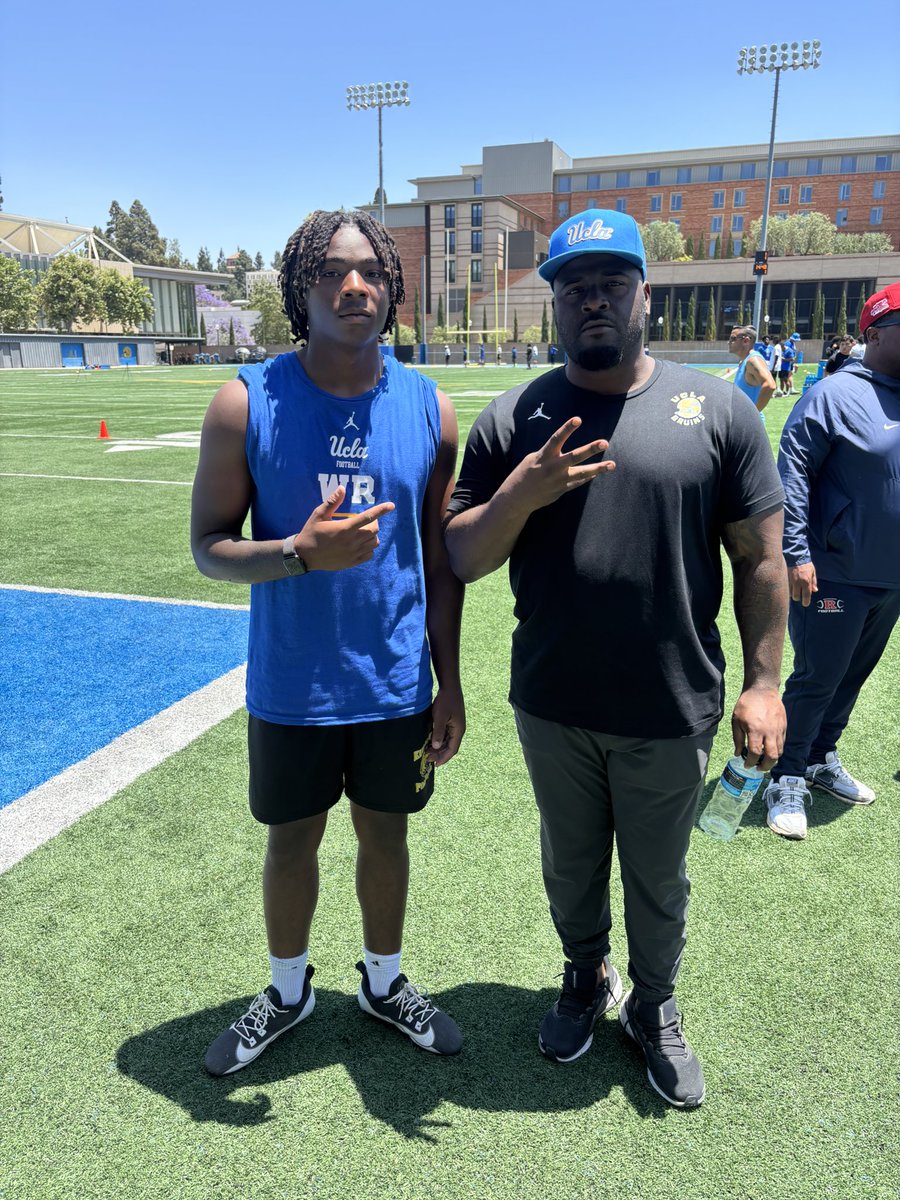 Jayden Mitchell (@_jaydenmitchell) on Twitter photo Good camp today at UCLA. Got some good work in. #Gobruins
<a href="/CoachMarshawn/">Marshawn Friloux 🏁</a> <a href="/UCLARivals/">Bruin Blitz (Rivals)</a>
<a href="/Tracy_McDannald/">Tracy McDannald 📎</a> <a href="/AthleticsDrew/">King Drew Athletics</a> Good camp today at UCLA. Got some good work in. #Gobruins
<a href="/CoachMarshawn/">Marshawn Friloux 🏁</a> <a href="/UCLARivals/">Bruin Blitz (Rivals)</a>
<a href="/Tracy_McDannald/">Tracy McDannald 📎</a> <a href="/AthleticsDrew/">King Drew Athletics</a>