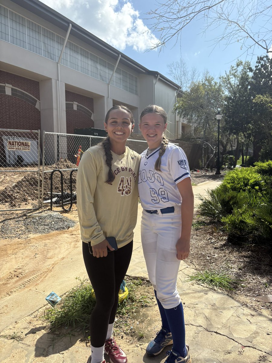 Had a great 1st day at <a href="/FSU_Softball/">Florida State Softball 🥎</a> camp! Great fielding reps, baserunning, and learning the mental side of the game with <a href="/CoachElCooper/">Ellie Cooper</a>.  Thanks <a href="/TCam_FSUSB/">Troy Cameron</a> <a href="/FSU_CoachWilson/">Travis Wilson</a> <a href="/Coach_Alameda/">Lonni Alameda</a> can’t wait for day two! <a href="/Mojo_West2030/">TN Mojo-West 2030</a> <a href="/krystinah_11/">Krystina Hartley</a>