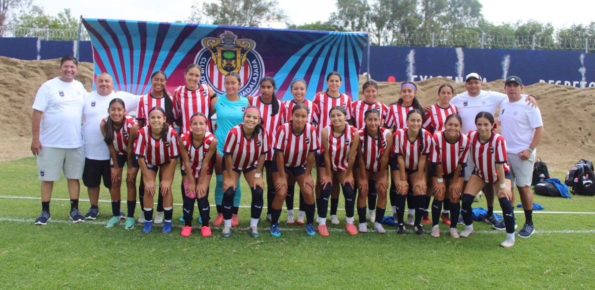 Participating in the #copachivas2025 was an extraordinary experience that had a lasting impact on my life. For just a few days, wearing the Chivas logo filled me with immense pride and excitement. This was more than just a tournament; it was a remarkable opportunity to connect