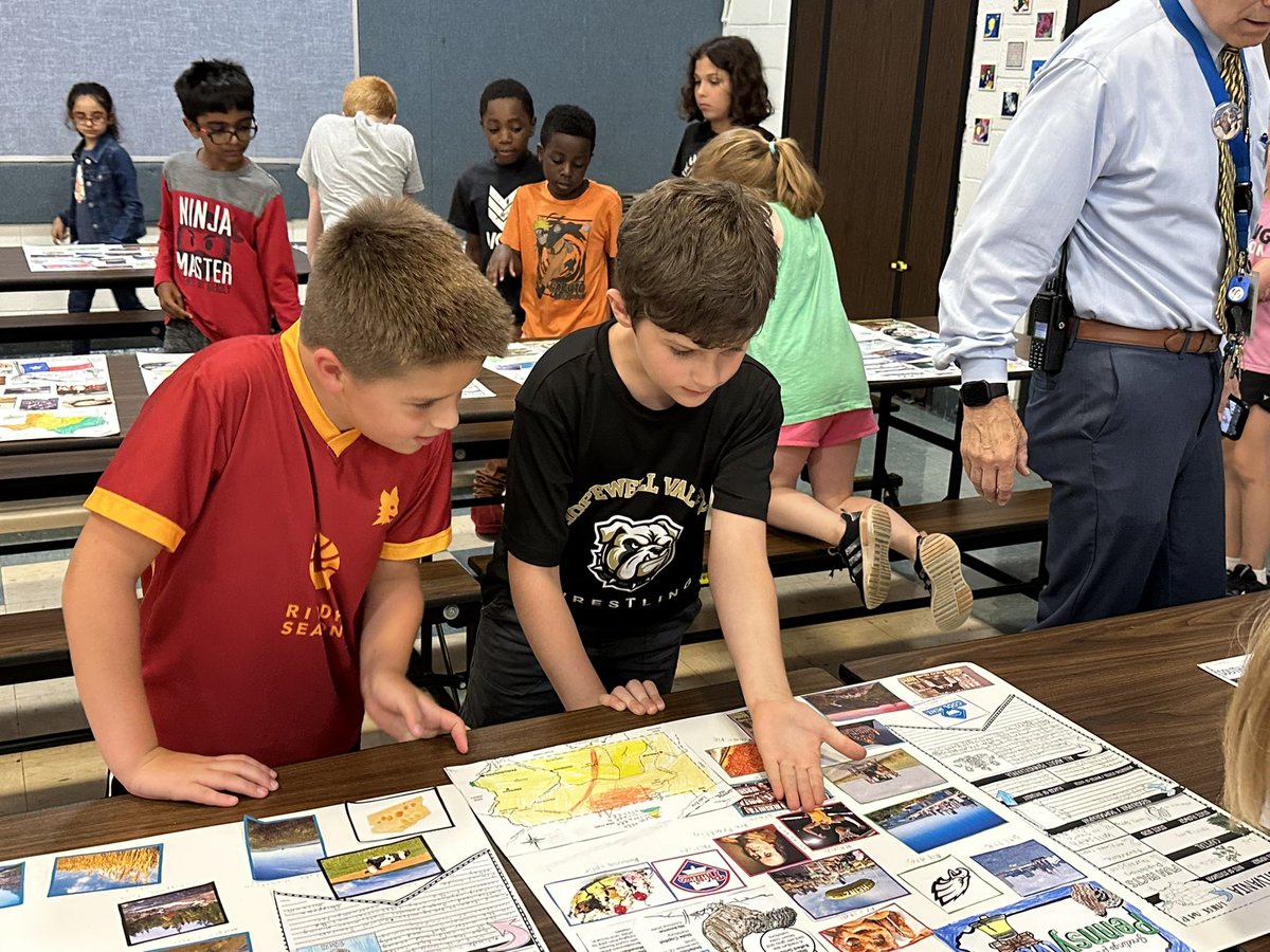 Liz Machado (@lizmachado68) on Twitter photo 3rd Grade State Research Projects - celebrating our culminating project and hard work with friends #beartavernpride <a href="/EAFinnegan/">Betsy Finnegan</a> <a href="/Gabyvanzandt/">Gaby VanZandt</a> 3rd Grade State Research Projects - celebrating our culminating project and hard work with friends #beartavernpride <a href="/EAFinnegan/">Betsy Finnegan</a> <a href="/Gabyvanzandt/">Gaby VanZandt</a>