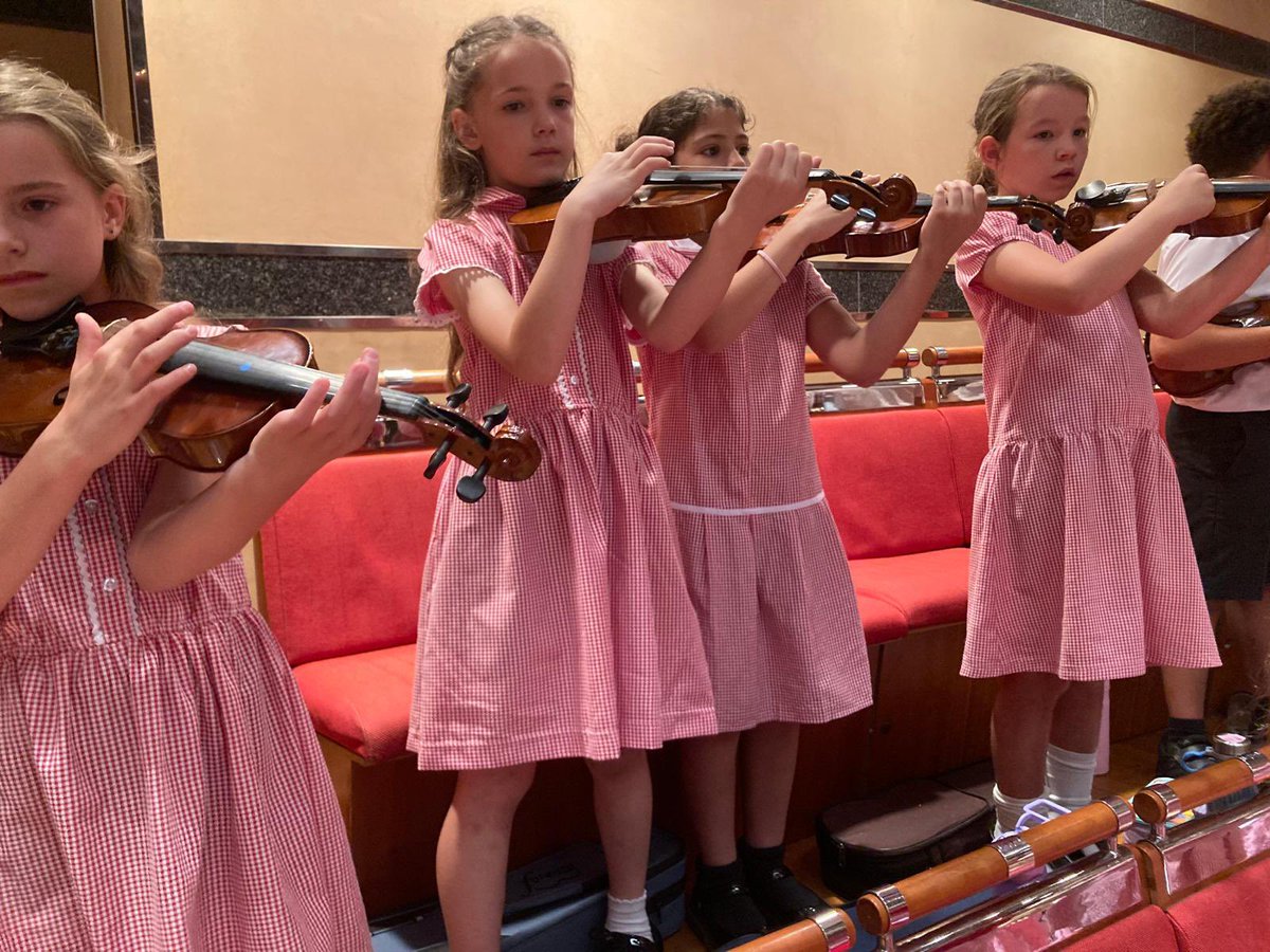BarnfieldsPS's tweet image. Year 4 had a great afternoon at Symphony Hall in Birmingham recently. Not only did they showcase their singing talents, but they also displayed their violin skills in a wonderful arena, whilst soaking up the sights and sounds of various orchestral instruments.