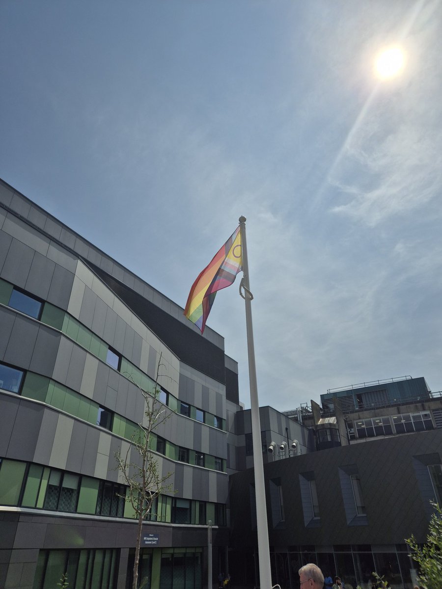 AliRossRN's tweet image. Thank you @UHSFT for marking PRIDE month with the raising of the flag at our entrance. As was so eloquently put today....this is in solidarity with our LGBTQ 'sibilings', particularly due to recent court rulings impacting the transgender community #PrideForAll2025 #PrideMonth