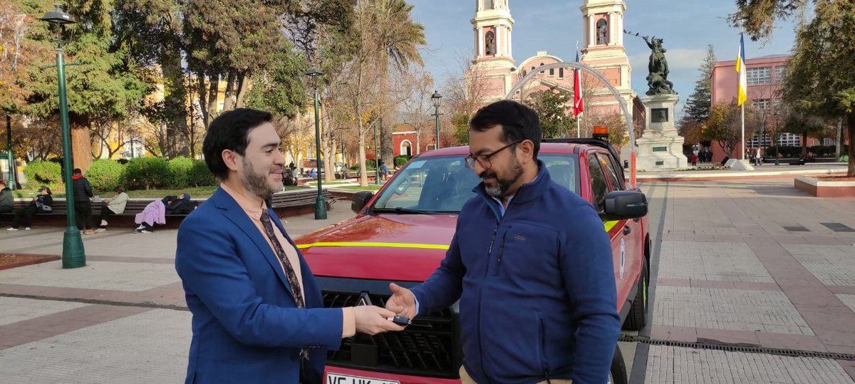 Este martes 17 de junio, la Inspección del Trabajo de Colchagua (San Fernando) refuerza sus fiscalizaciones de terreno con un nuevo vehículo 4x4, contribuyendo a desarrollar y mejorar las fiscalizaciones en zonas apartadas.