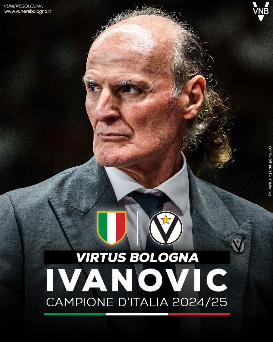 Doc volviendo a sacar el Delorean a pasear. 
ÍDOLO ABSOLUTO