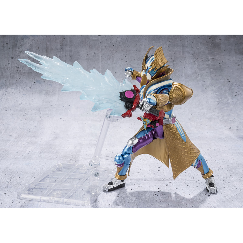 S.H.Figuarts KAMEN RIDER GAVV BLIZZARD SORBET FORM is available now for pre-order on Premium Bandai USA!

Includes the Gavvgablade (Frozen ver.) featuring large clear parts to replicate its icy look!

Pre-order today!
ow.ly/LBzr50WaZCf