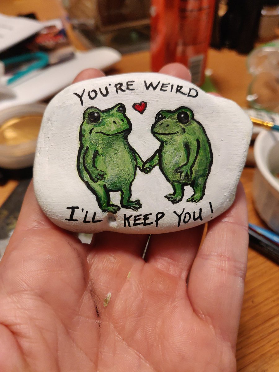 tmr_makes's tweet image. Taking a break from lino to work on other things. Painting isn&apos;t really my go to medium but sometimes it&apos;s fun. Working on a couple wish rocks.