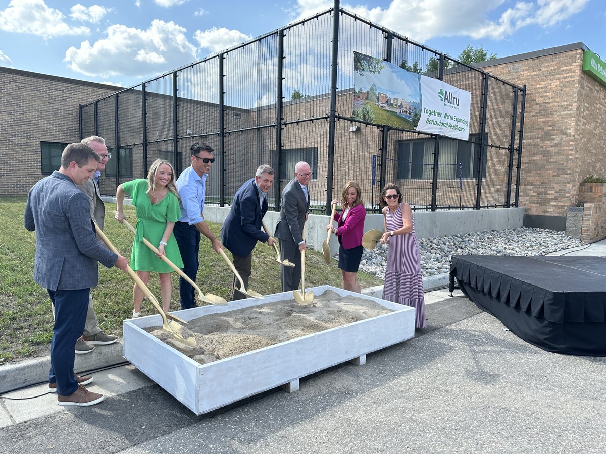 GovArmstrong's tweet image. The Altru Behavioral Health Center expansion is a game-changer for Grand Forks and the region. When it comes to meeting mental health needs in vulnerable moments, every bed counts. Thanks to the Legislature &amp;amp; Altru for investing in our citizens' health.

governor.nd.gov/news/armstrong…