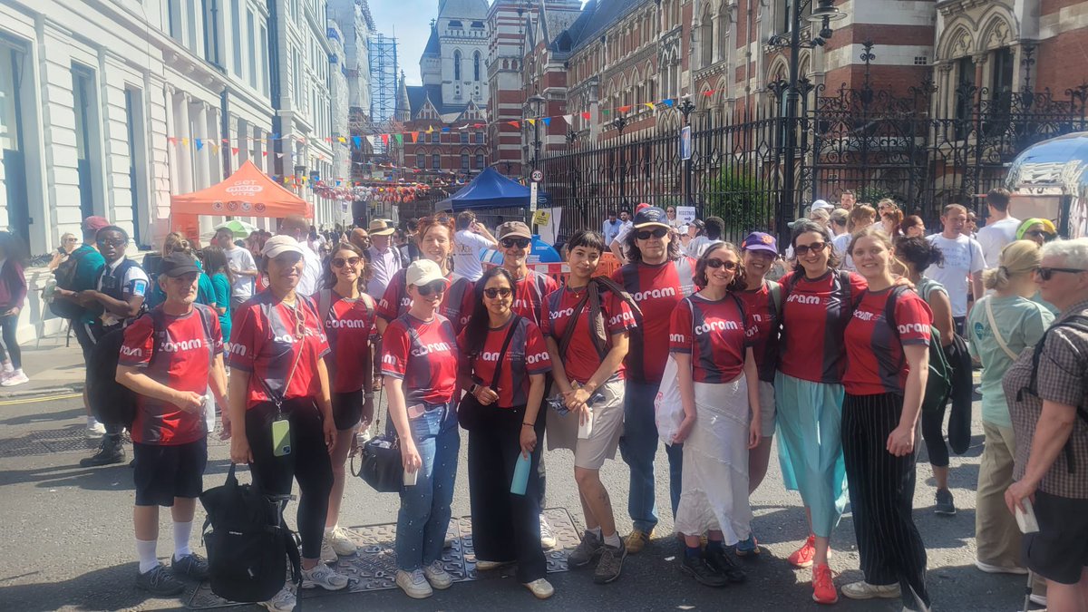 RosAkarGrams's tweet image. The @CCLCUK team were out in the sunshine today to raise funds for free legal advice services with @londonlegal at the #londonlegalwalk
