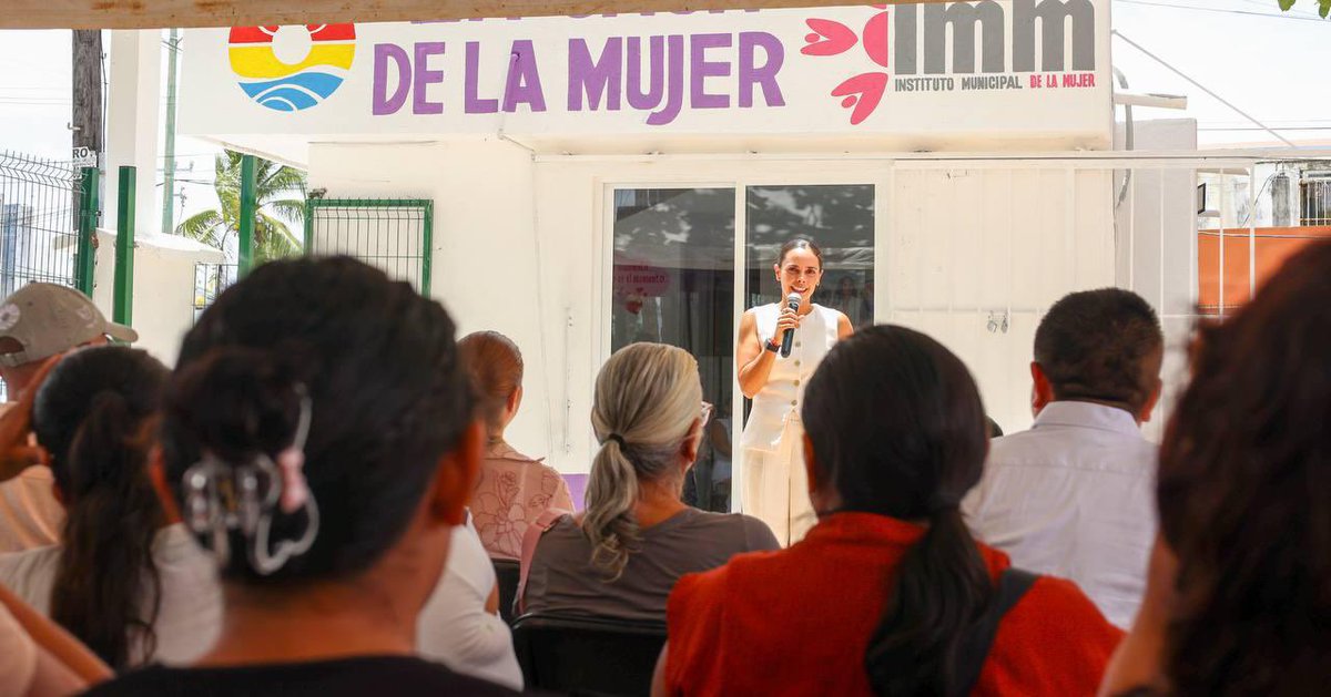 ¡Un paso más por las mujeres cancunenses! 💜✨ 

La presidenta municipal, Ana Paty Peralta, inauguró la Casa de la Mujer No. 14 en la SM 60 sobre Av. Kabah. Un espacio recuperado y transformado para brindar:

✅ Asistencia jurídica.
✅ Atención psicológica.
(1/2)