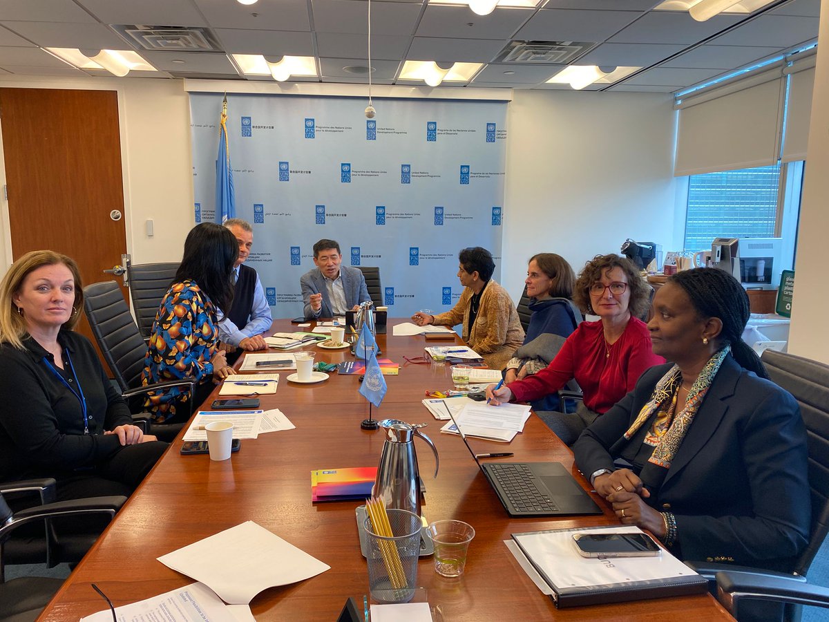Haoliang Xu (@haoliangxu) on Twitter photo My 1st day as Acting Administrator <a href="/UNDP/">UN Development</a>. Together with the Executive Group, we are focused on delivering on the current Strategic Plan, securing #UNDPEB approval of the new one & strategically, effectively managing budget plans & reductions w/ colleagues and partners for #SDGs. My 1st day as Acting Administrator <a href="/UNDP/">UN Development</a>. Together with the Executive Group, we are focused on delivering on the current Strategic Plan, securing #UNDPEB approval of the new one & strategically, effectively managing budget plans & reductions w/ colleagues and partners for #SDGs.
