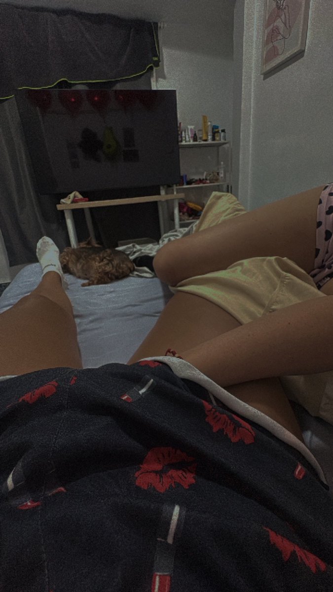 Dormir así o nada😈