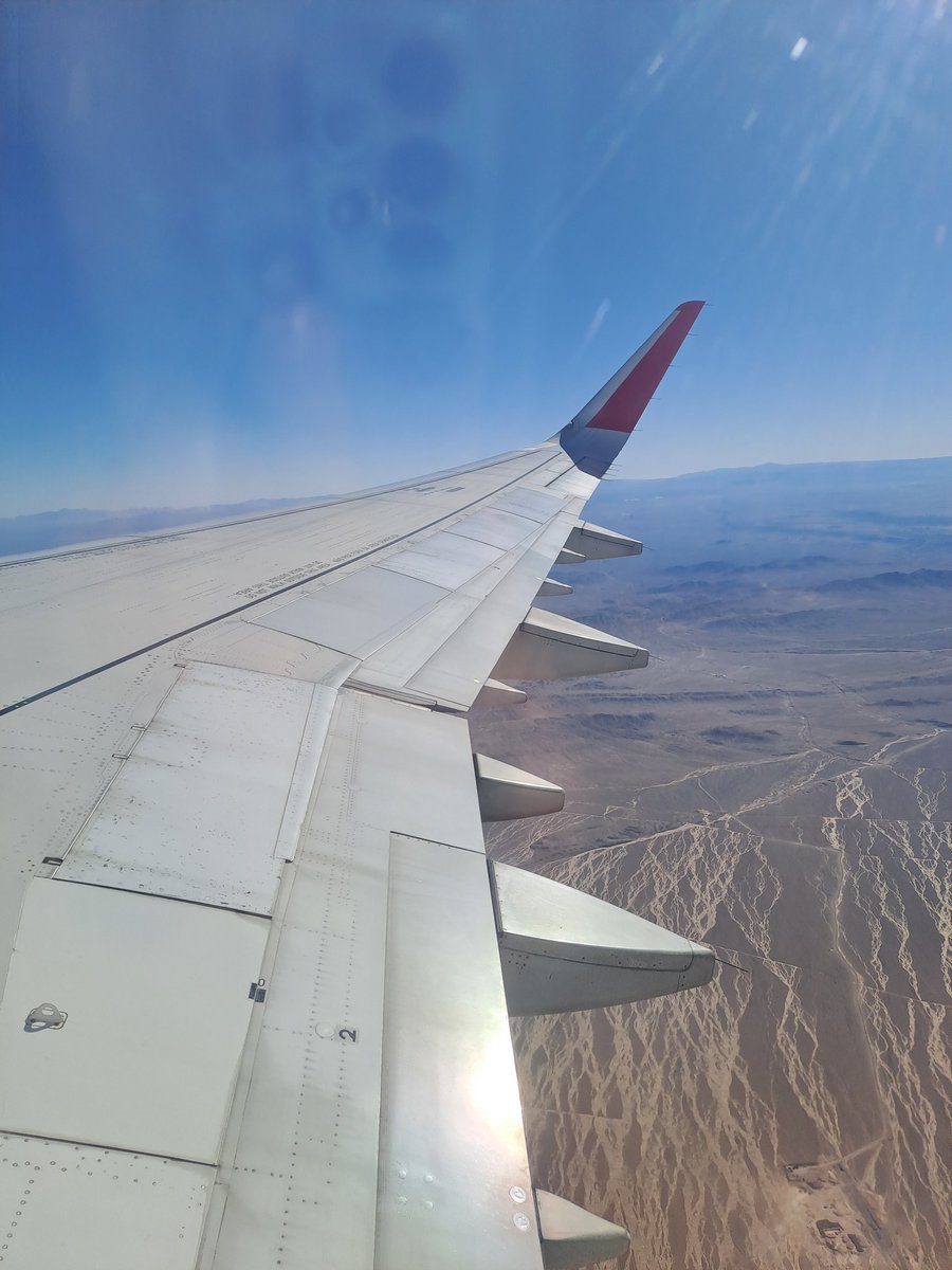 claktain's tweet photo. A desaparecer por un rato...✨️✈️ https://t.co/uLcmGmpc70