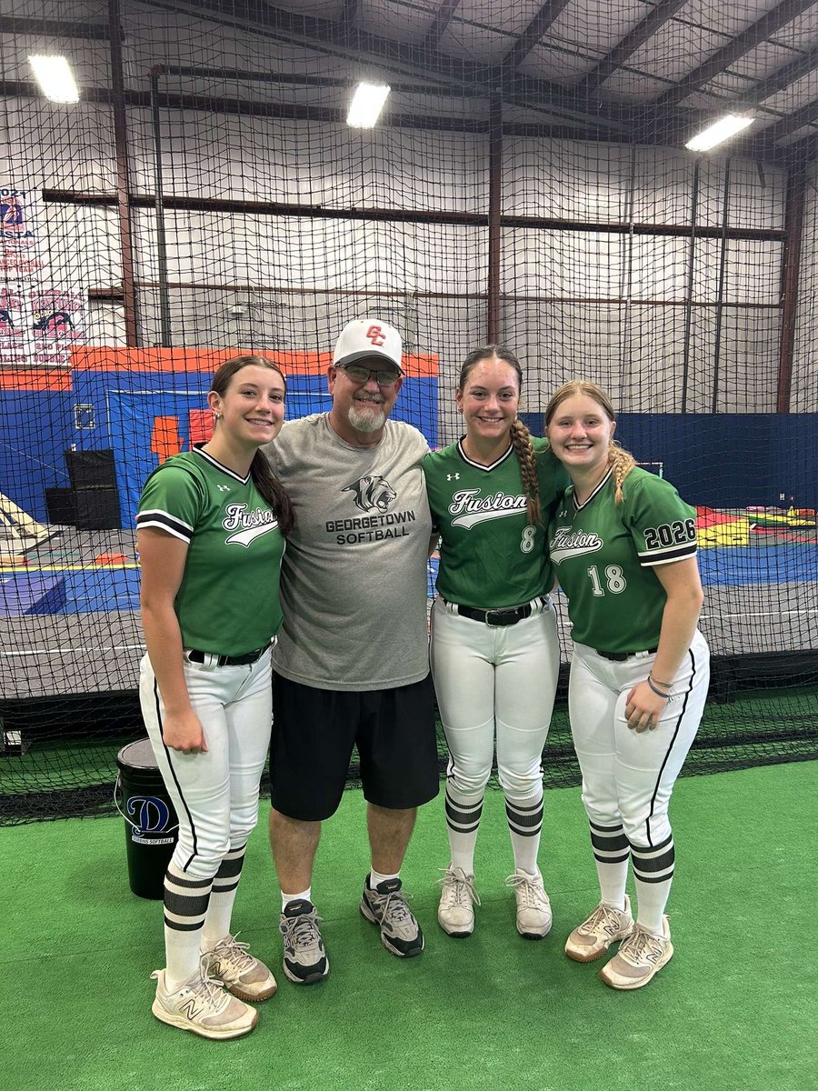 Lori Edgar (@loriedgar09) on Twitter photo Spent the morning getting some work in before heading into our first tournament of the summer with <a href="/fusionpremier/">Fusion 16U Premier Roark</a>. Thank you for your time and feedback, Coaches! <a href="/GC_CoachT/">Thomas Thornton</a> <a href="/SUSoftball/">Spalding U Softball</a> <a href="/NKUNorseSB/">NKU Softball 🥎</a>
<a href="/CVilleLTS/">LadyTigerSoftball</a> <a href="/BUKnightsSB/">Bellarmine Softball</a> <a href="/CoachDave_GC/">Dave Woolums</a> Spent the morning getting some work in before heading into our first tournament of the summer with <a href="/fusionpremier/">Fusion 16U Premier Roark</a>. Thank you for your time and feedback, Coaches! <a href="/GC_CoachT/">Thomas Thornton</a> <a href="/SUSoftball/">Spalding U Softball</a> <a href="/NKUNorseSB/">NKU Softball 🥎</a>
<a href="/CVilleLTS/">LadyTigerSoftball</a> <a href="/BUKnightsSB/">Bellarmine Softball</a> <a href="/CoachDave_GC/">Dave Woolums</a>