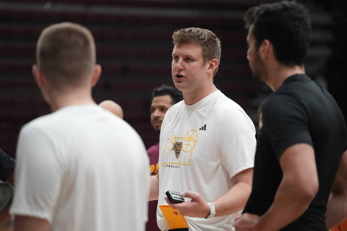 IonaGaelsMBB's tweet image. Down Since Day 1...
4 letters. One word. Uh. Uh.
IONA
#GaelNation