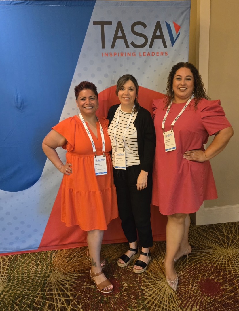 Mrs. Glover tweet media