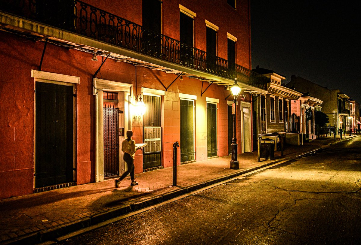 marcorasi1960's tweet photo. Late pizza, Dumaine street, New Orleans https://t.co/VnfxDbAiNY