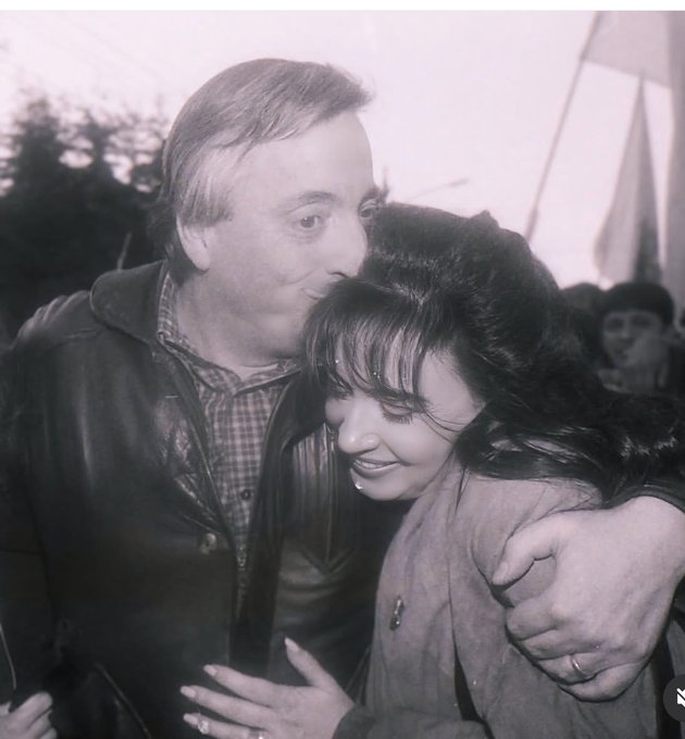 ‼La convocatoria  de mañana es a las 14 horas en Plaza de Mayo ‼
A defenderl a <a href="/CFKArgentina/">Cristina Kirchner</a>  como Néstor nos enseñó.