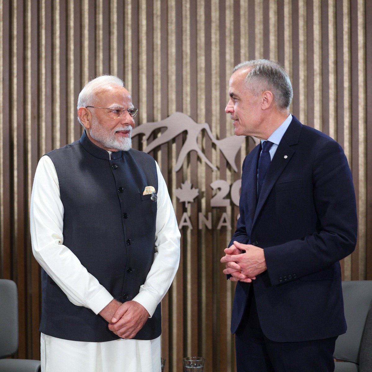 IC_unity's tweet image. 🤝 Proud to see PM Mark Carney and PM Modi meeting at the G7. This is what a real foreign policy reset looks like: no pandering, no division—just a principled partnership between two great democracies.
🇨🇦🇮🇳 Shared values. Shared interests. Shared future.
#G7 #cdnpoli